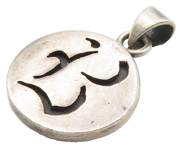 925 Sterling Silver Vintage Handmade Cutout Detail Round Pendant  PT12752