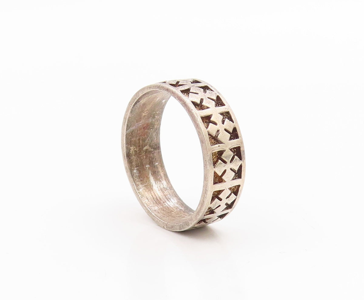 925 Sterling Silver Vintage Ring Carved Geometric Cross Pattern  Sz 8  RG36097