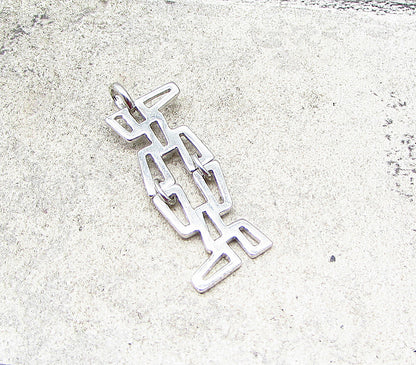 925 Sterling Silver  Linked Cut Out Art Deco Drop Pendant  PT1651