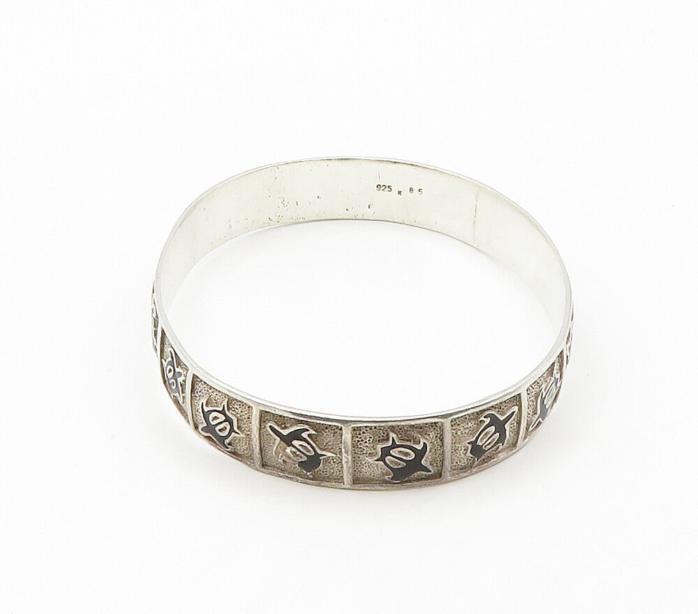 925 Sterling Silver  Vintage Black Onyx Turtle Motif Bangle Bracelet  BT6488