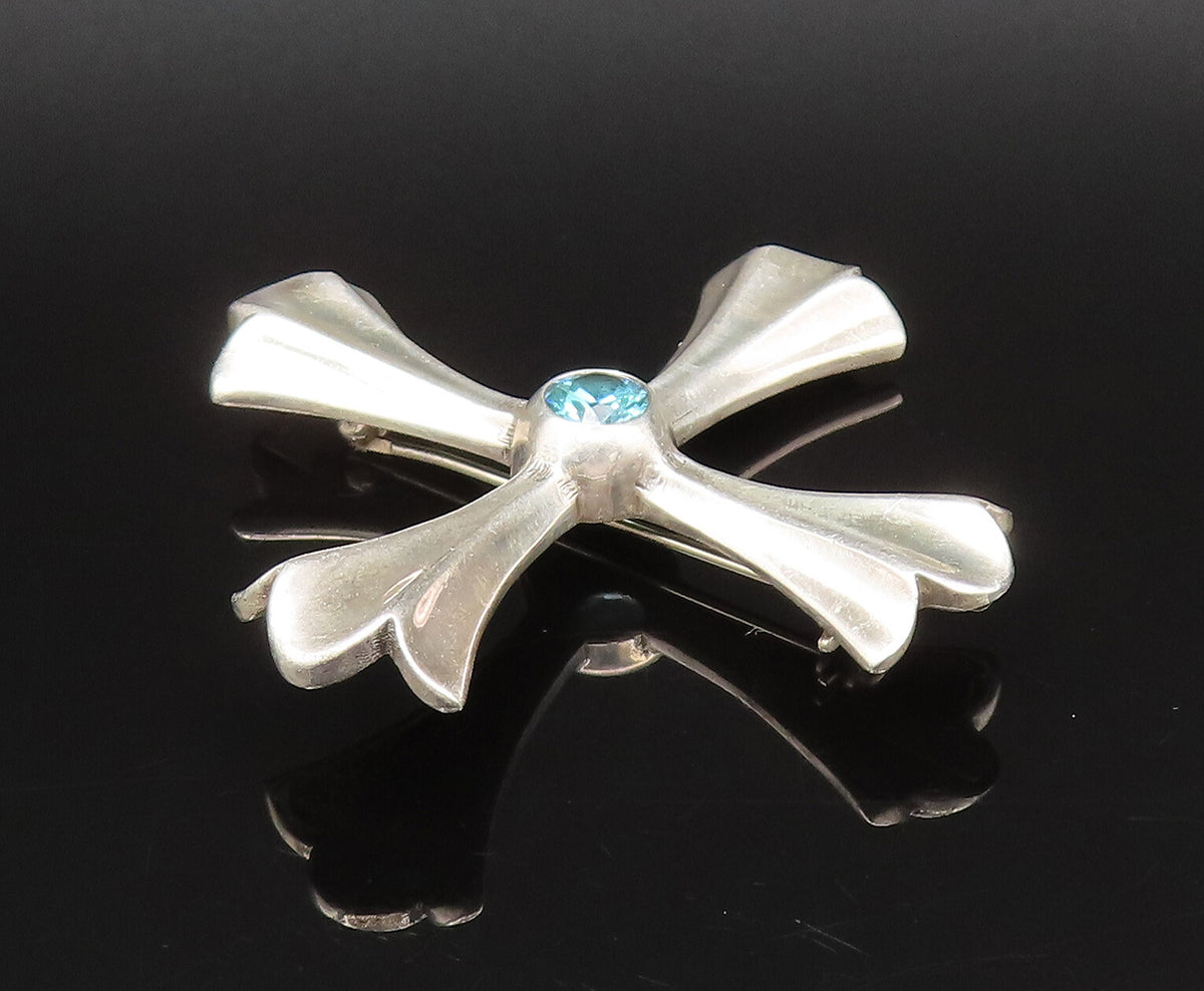 925 Sterling Silver  Vintage Fancy Blue Topaz Fluted Cross Brooch Pin  BP10067