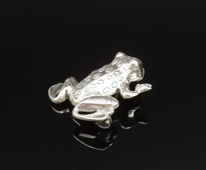 925 Sterling Silver  Vintage Carved Spotted Frog Animal Brooch Pin  BP9687