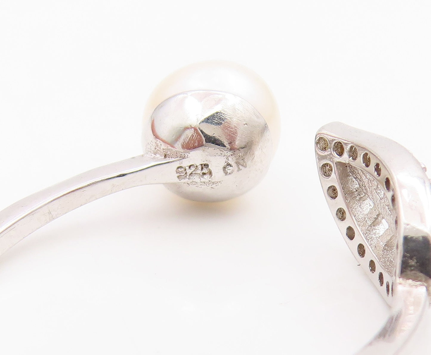 925 Sterling Silver Vintage Ring Elegant Pearl & CZ Floral Leaf  Sz 9  RG34244