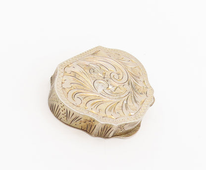 925 Sterling Silver Vintage Painted Royal Kissing Couple Swirl Pill Box  TR3618