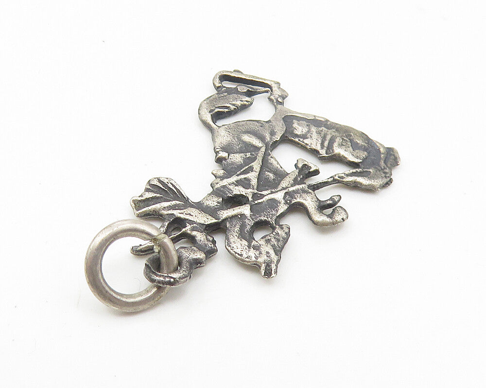 925 Sterling Silver  Vintage Oxidized Knight Riding Horse Pendant  PT8603