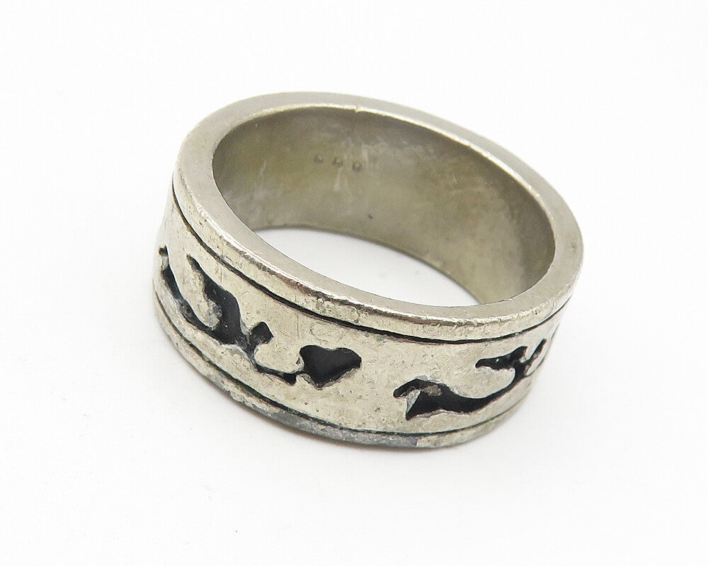 925 Sterling Silver  Vintage Dark Tone Chiseled Design Band Ring Sz 8  RG11257