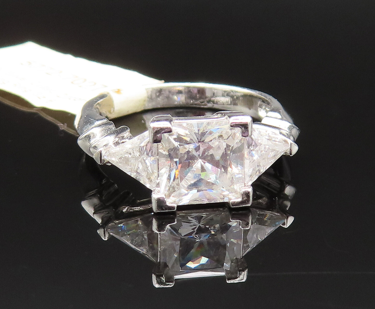 925 Sterling Silver  Vintage Princess Cut Cubic Zirconia Ring Sz 6.5  RG25486