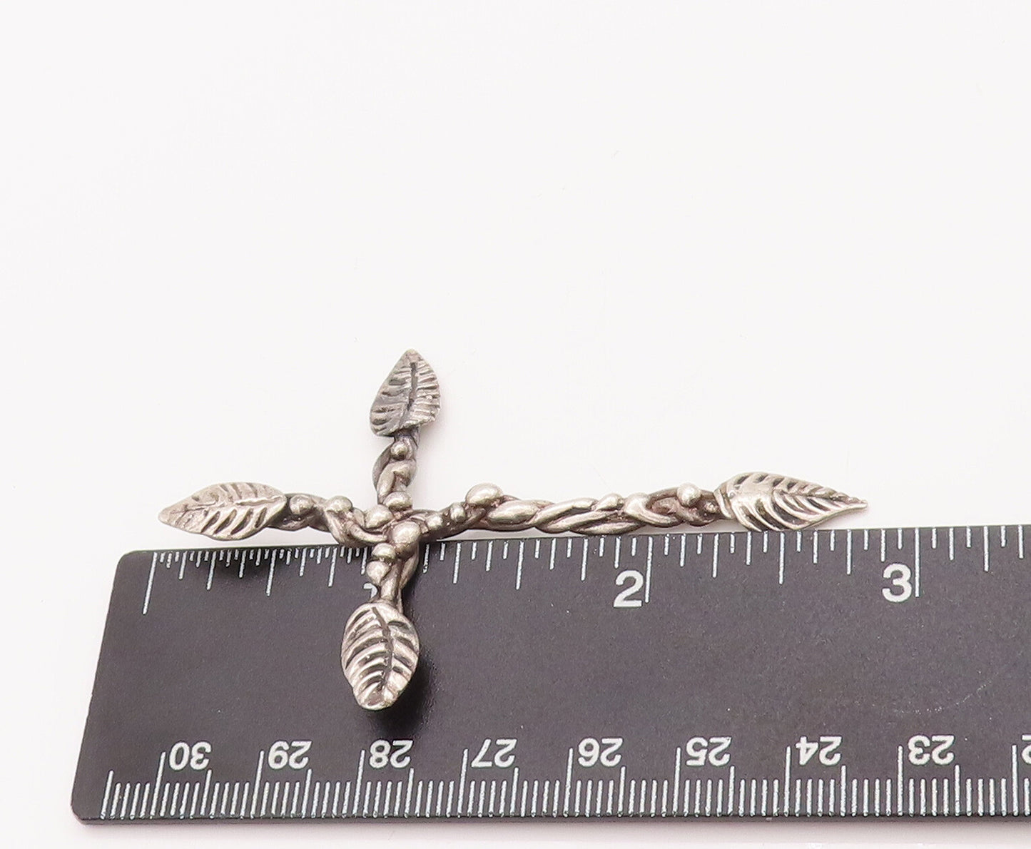 925 Sterling Silver Vintage Pendant Religious Creeper Floral Carve Cross PT23035