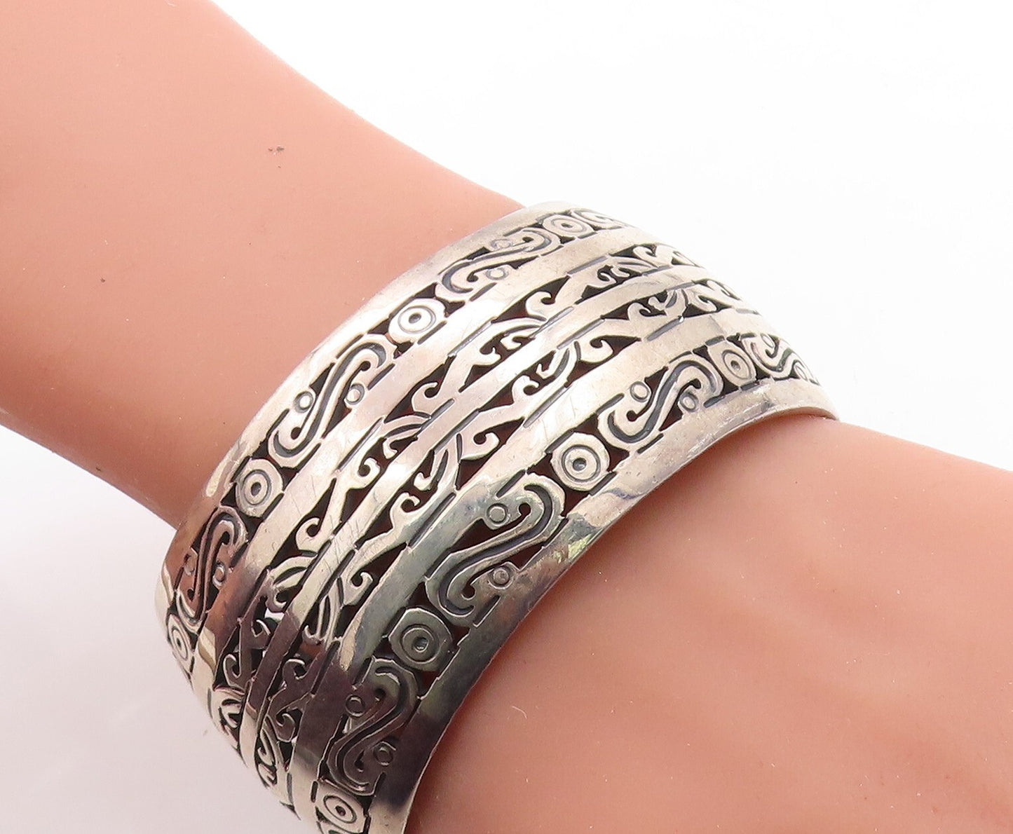 MMA MEXICO 925 Silver  Vintage Dark Tone Wide Swirl Cuff Bracelet  BT1958