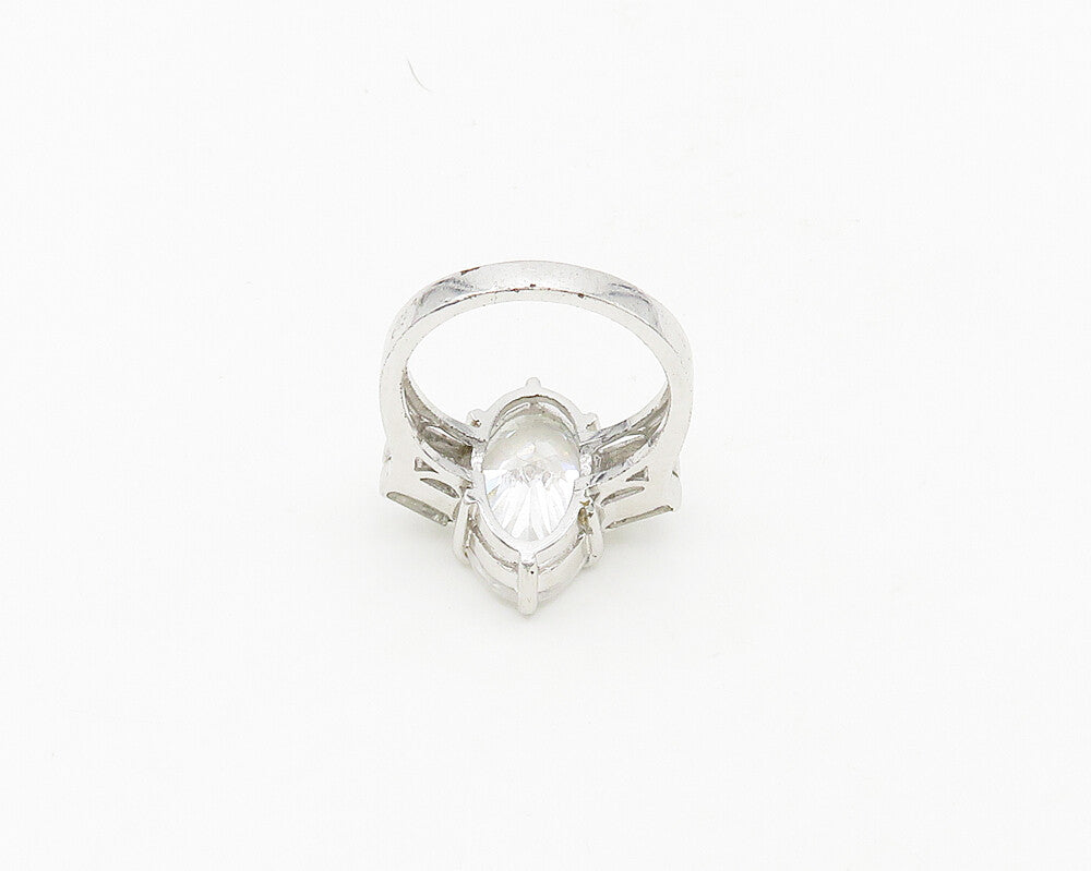 925 Sterling Silver  Sparkling Cubic Zirconia Cocktail Ring Sz 8  RG18550