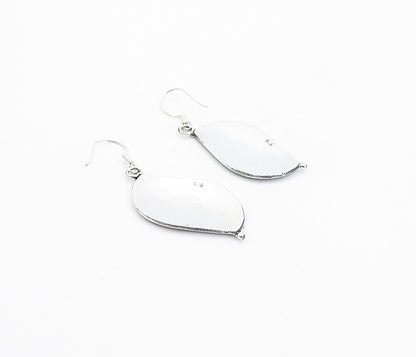 925 Sterling Silver  Vintage Shiny Oxidized Pattern Dangle Earrings  EG3035