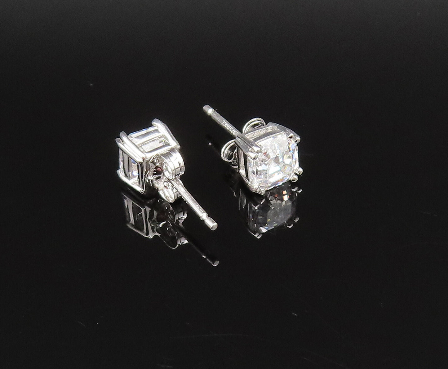 925 Sterling Silver Vintage Dainty Square Cubic Zirconia Stud Earrings EG11989