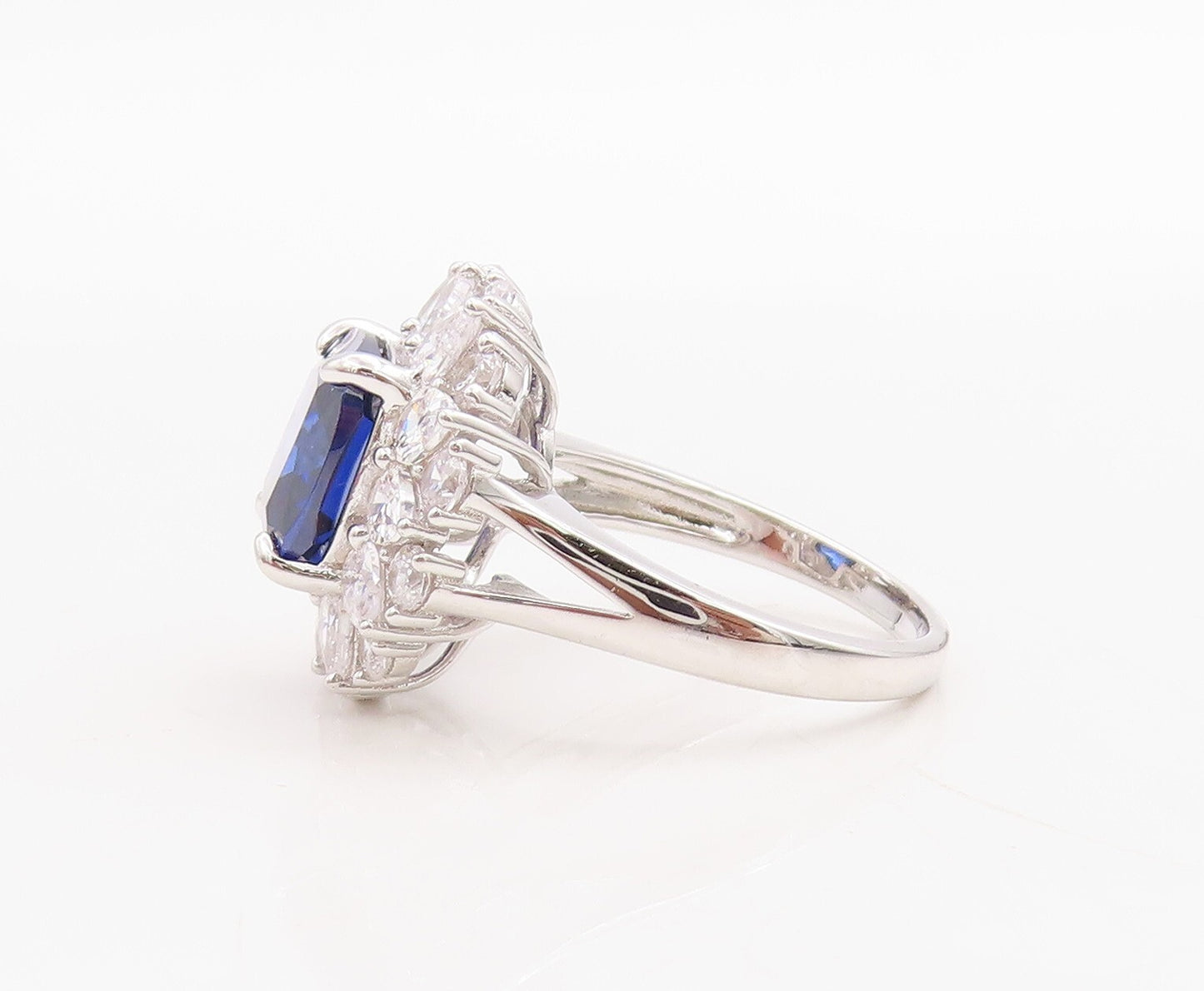 925 Sterling Silver Vintage Ring Designer Sapphire Halo CZ Inlay  Sz 7  RG30987