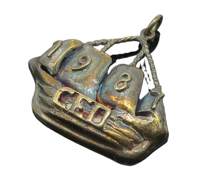 925 Sterling Silver  Vintage Dark Tone Sailing Ship Drop Pendant  PT11095