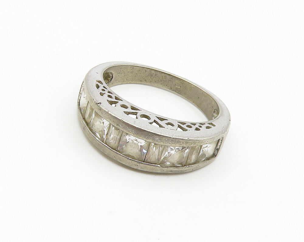 925 Sterling Silver  Vintage Cubic Zirconia Dome Band Ring Sz 8  RG17806