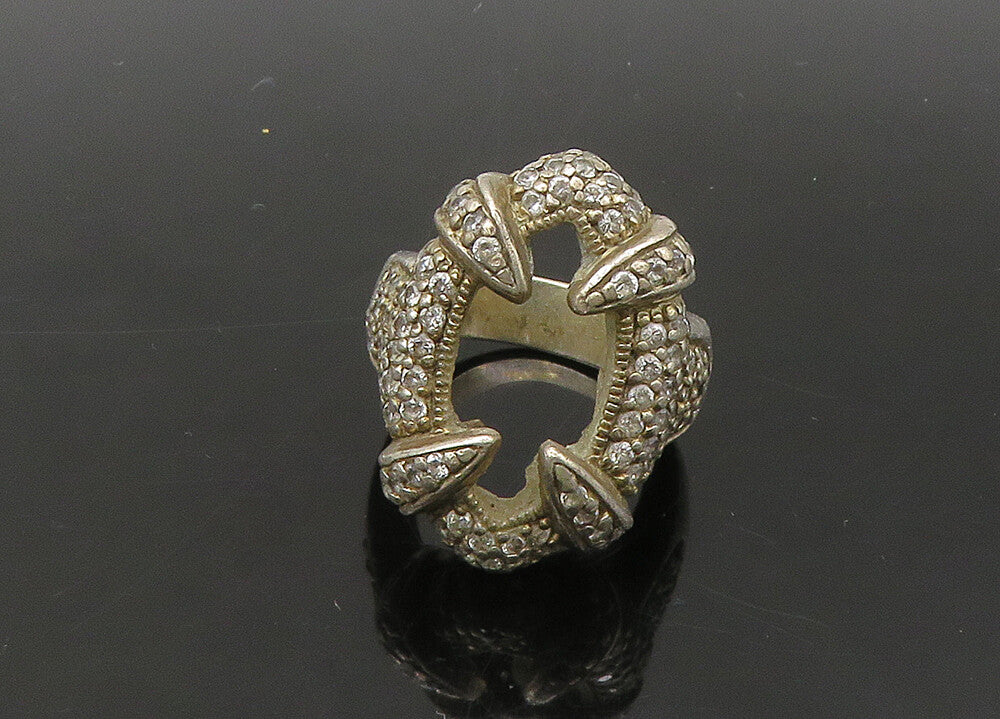 925 Sterling Silver  Vintage Cubic Zirconia Oval Cocktail Ring Sz 5  RG22083