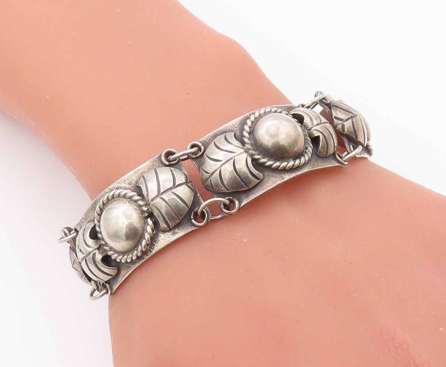 925 Sterling Silver Vintage Bracelet TAXCO Antique Floral Design Carved  BT10821