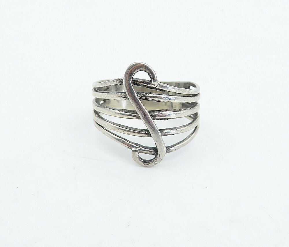 925 Sterling Silver  Vintage Swirl Detail Split Shank Band Ring Sz 9  RG4861