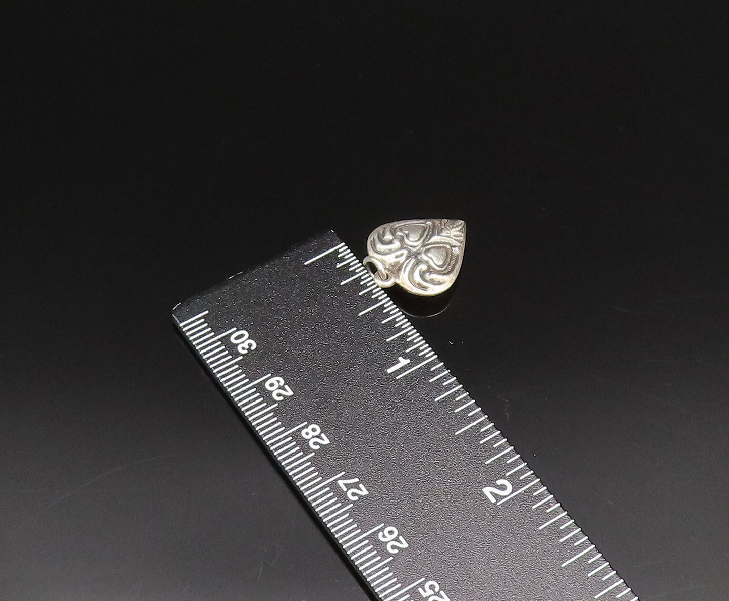 925 Sterling Silver  Vintage Antique Carved Love Hearts Charm Pendant  PT21272