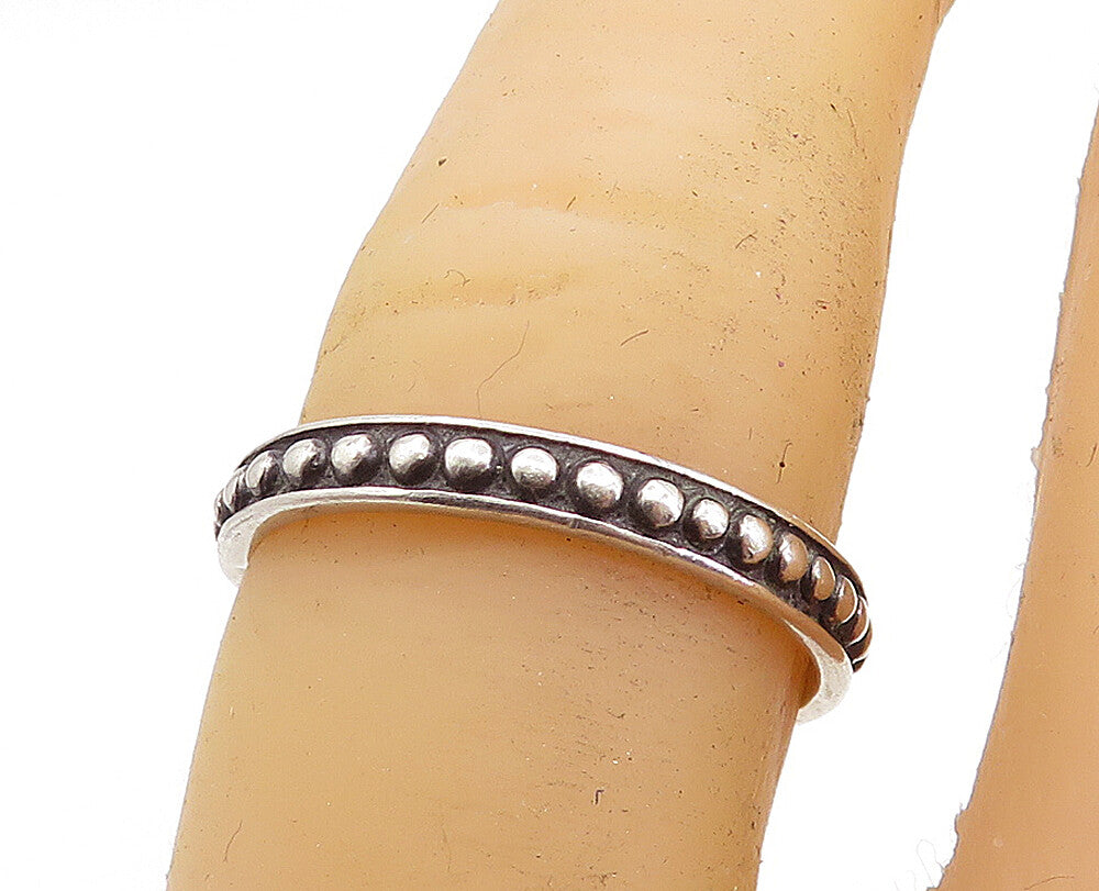 SHUBE 925 Silver  Vintage Oxidized Circle Pattern Thin Band Ring Sz 7  RG6423