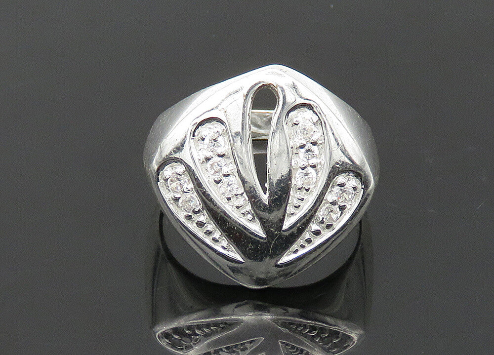 925 Sterling Silver  Vintage Topaz Cutout Detail Shiny Band Ring Sz 7  RG21293