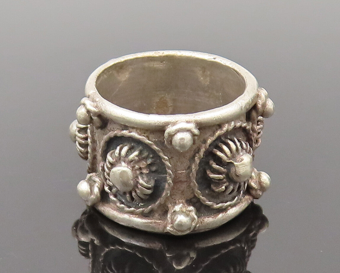 MEXICO 925 Silver  Vintage Raised Edge Floral Beaded Detail Ring Sz 5  RG26504