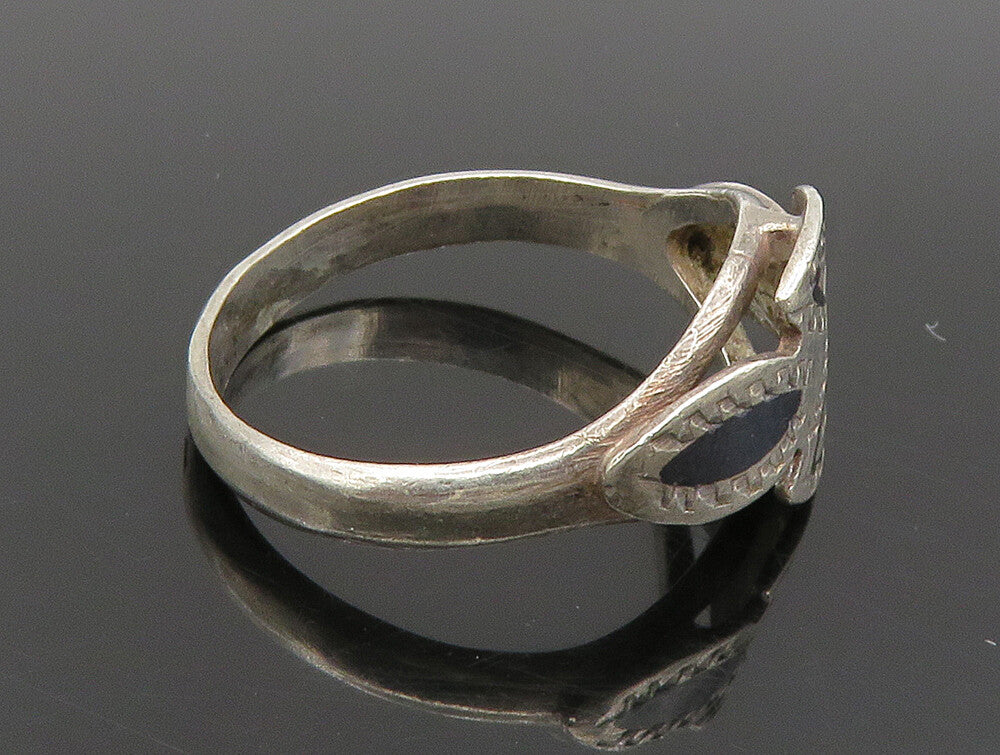 EUROPEAN 925 Silver  Vintage Enamel Eyes Etched Face Motif Ring Sz 8.5 RG24216