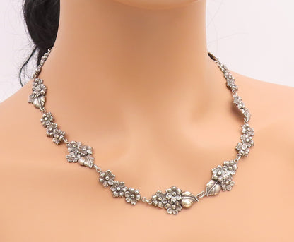 925 Sterling Silver Vintage Necklace Classic Botanical Floral Motif Link  NE4889