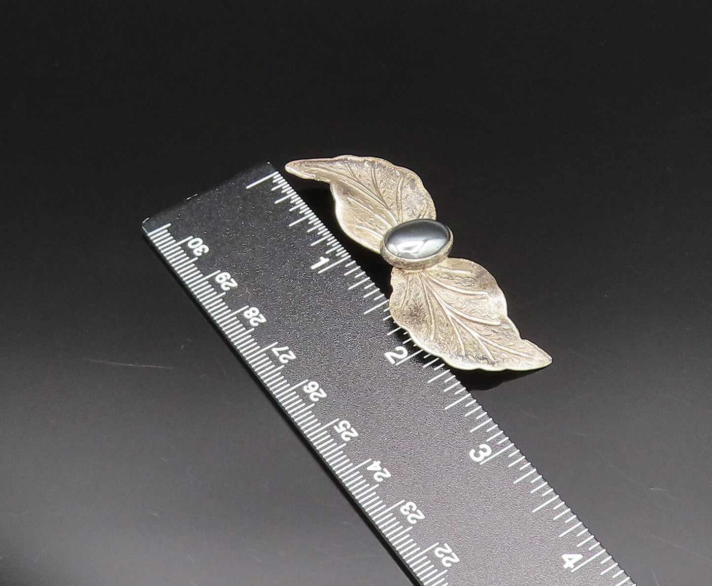 ISRAEL 925 Silver  Vintage Oval Hematite Double Leaf Wings Brooch Pin  BP9746