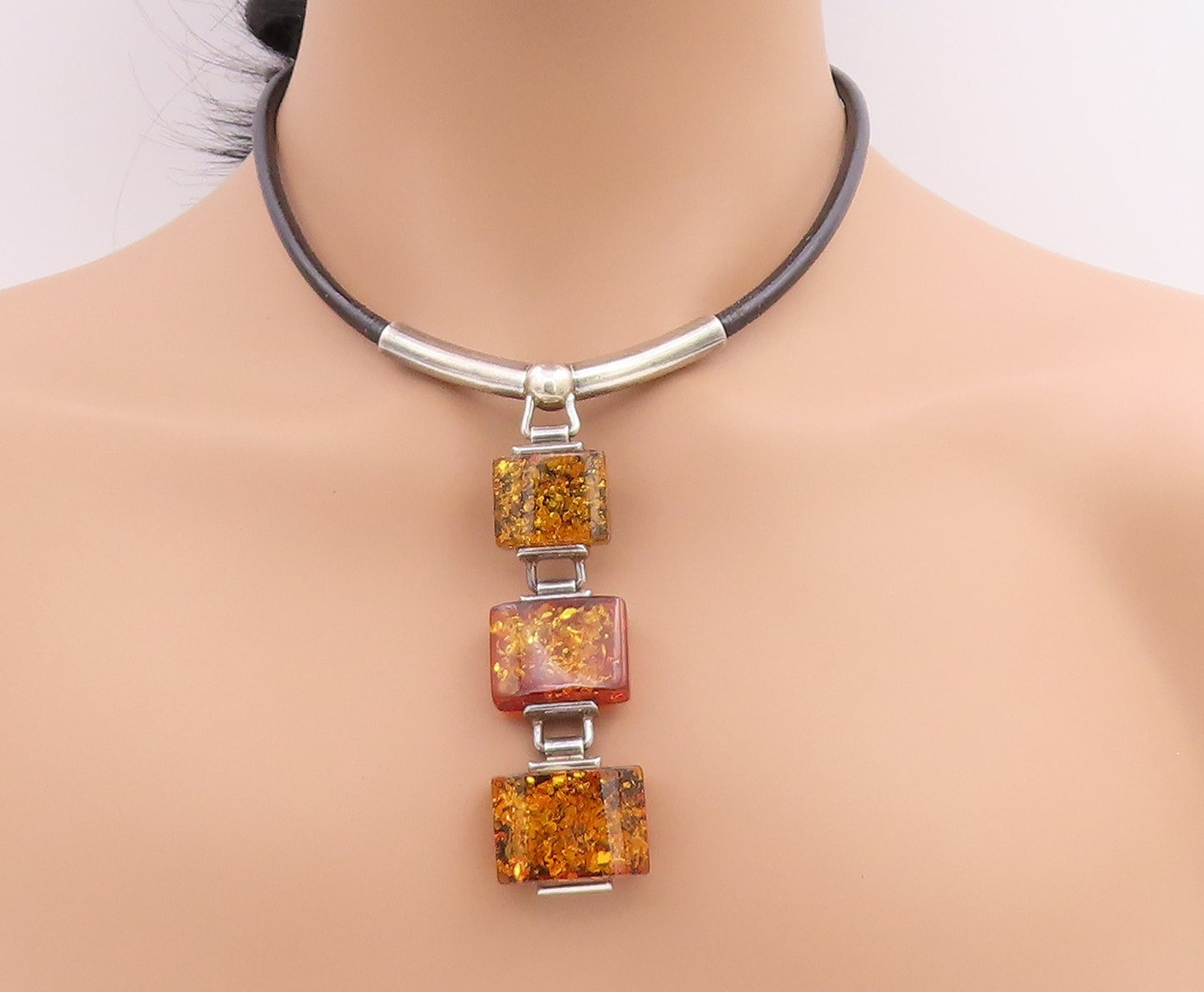 925 Sterling Silver Vintage Necklace Square Cabochon Drop Honey Amber  NE4599