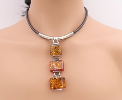 925 Sterling Silver Vintage Necklace Square Cabochon Drop Honey Amber  NE4599