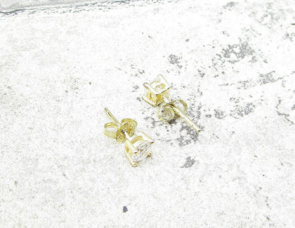 Gold Over 925 Sterling Silver Round Cut White Topaz Stud Earrings EG1215