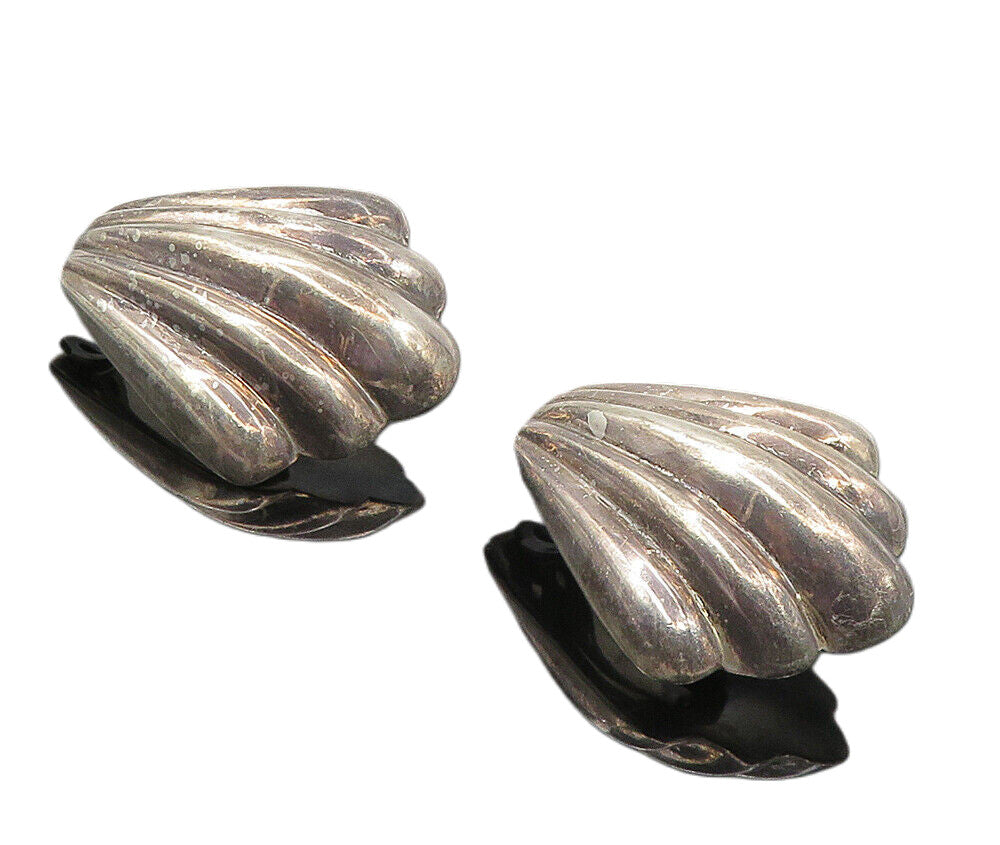 925 Sterling Silver  Vintage Dark Tone Scalloped Non Pierce Earrings  EG4952