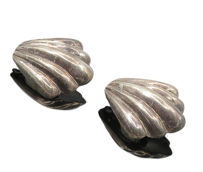 925 Sterling Silver  Vintage Dark Tone Scalloped Non Pierce Earrings  EG4952