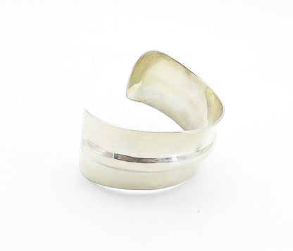 MEXICO 925 Sterling Silver  Vintage Raised Design Shiny Cuff Bracelet  BT2665