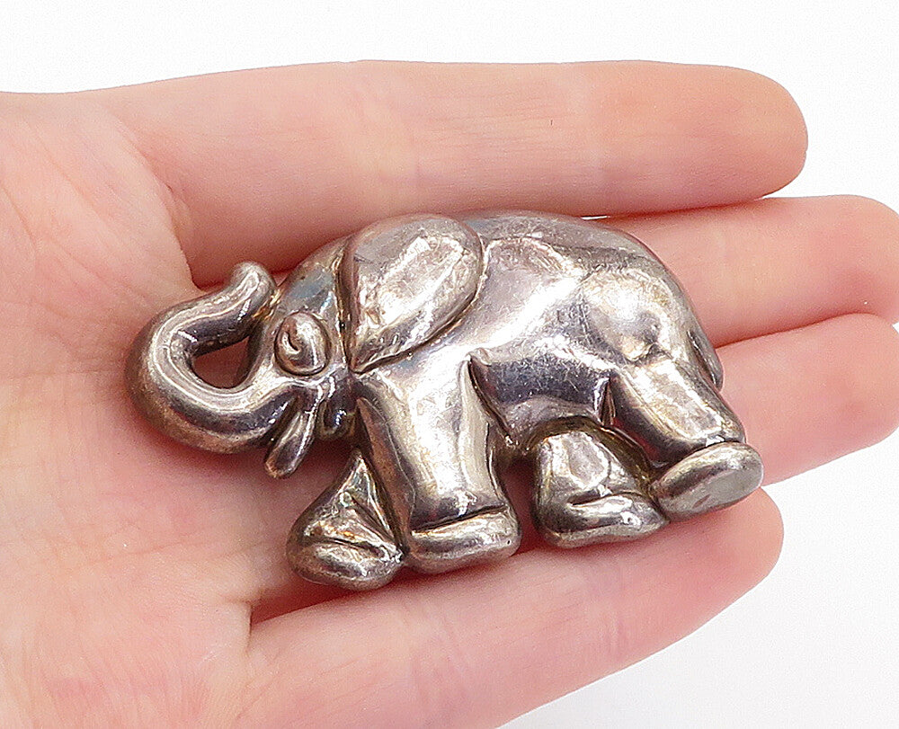 925 Sterling Silver  Vintage Dark Tone Hollow Elephant Brooch Pin  BP1974