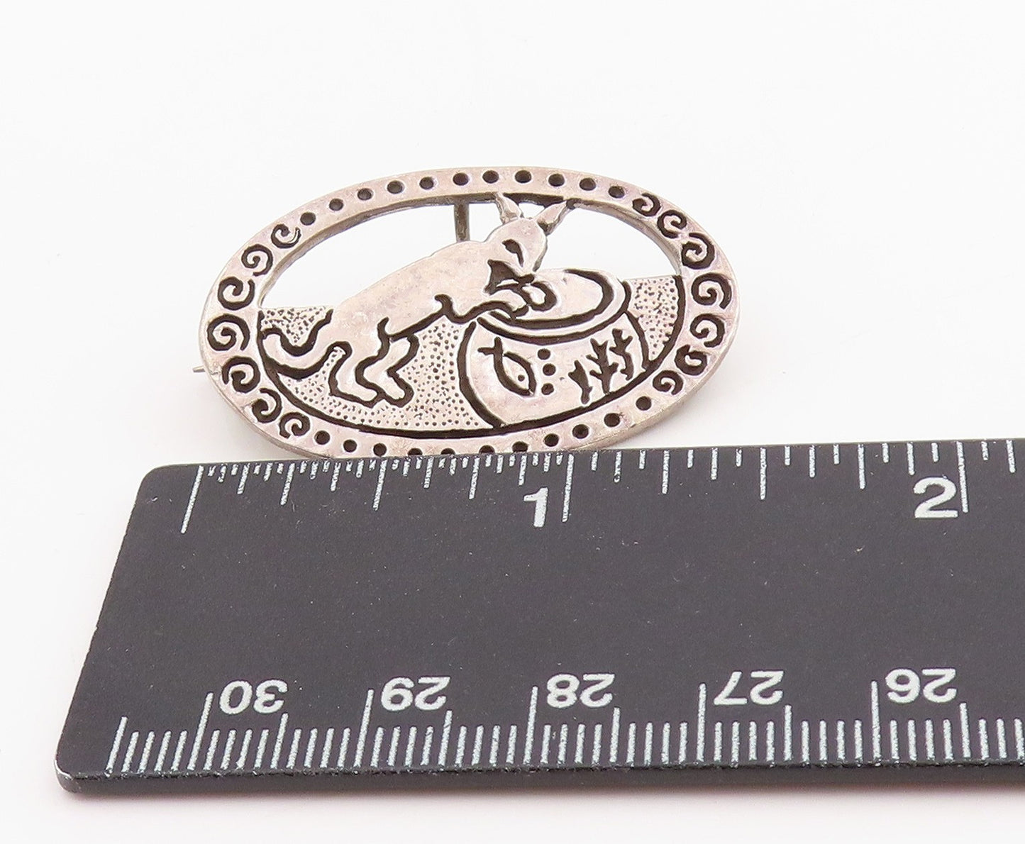 925 Sterling Silver Vintage Brooch Kangaroo Folk Art Animal Motif Pin  BP11976