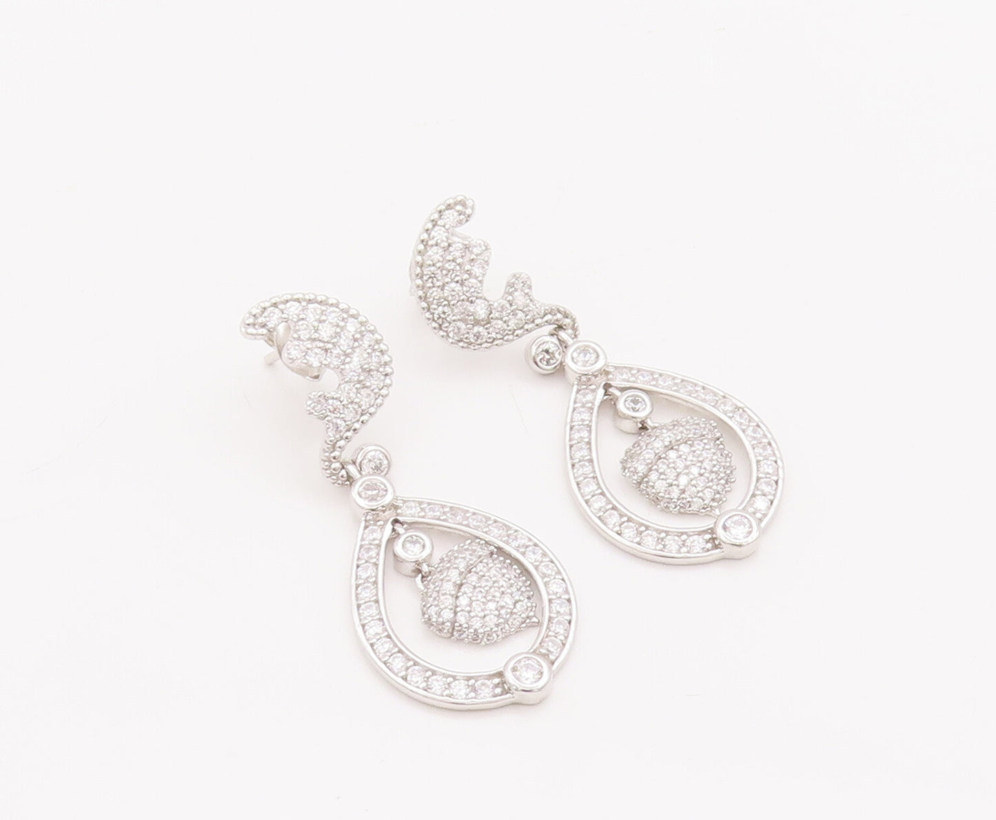 925 Sterling Silver Vintage Earrings Carved Dangling CZ Squirrel Nut  EG13018