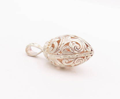 925 Sterling Silver Vintage Pendant Puffed Floral Carved Openwork  PT22979