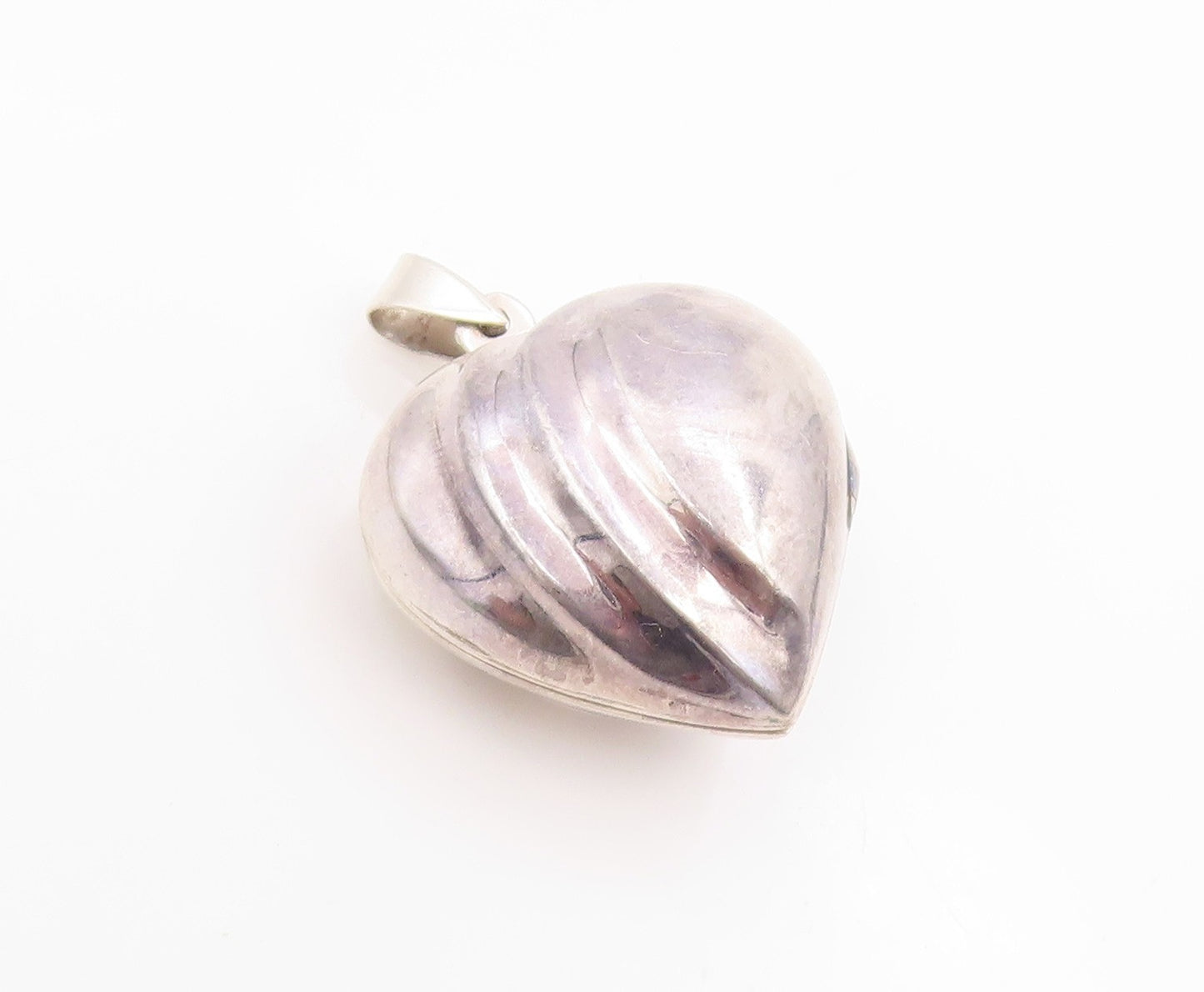 925 Sterling Silver Vintage Pendant Modernist Ribbed Love Heart OPENS  PT26129
