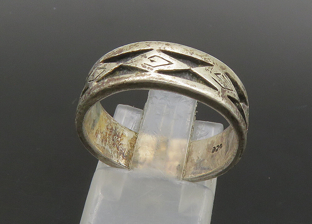 925 Sterling Silver  Vintage Shiny Oxidized Pattern Band Ring Sz 7  RG21836