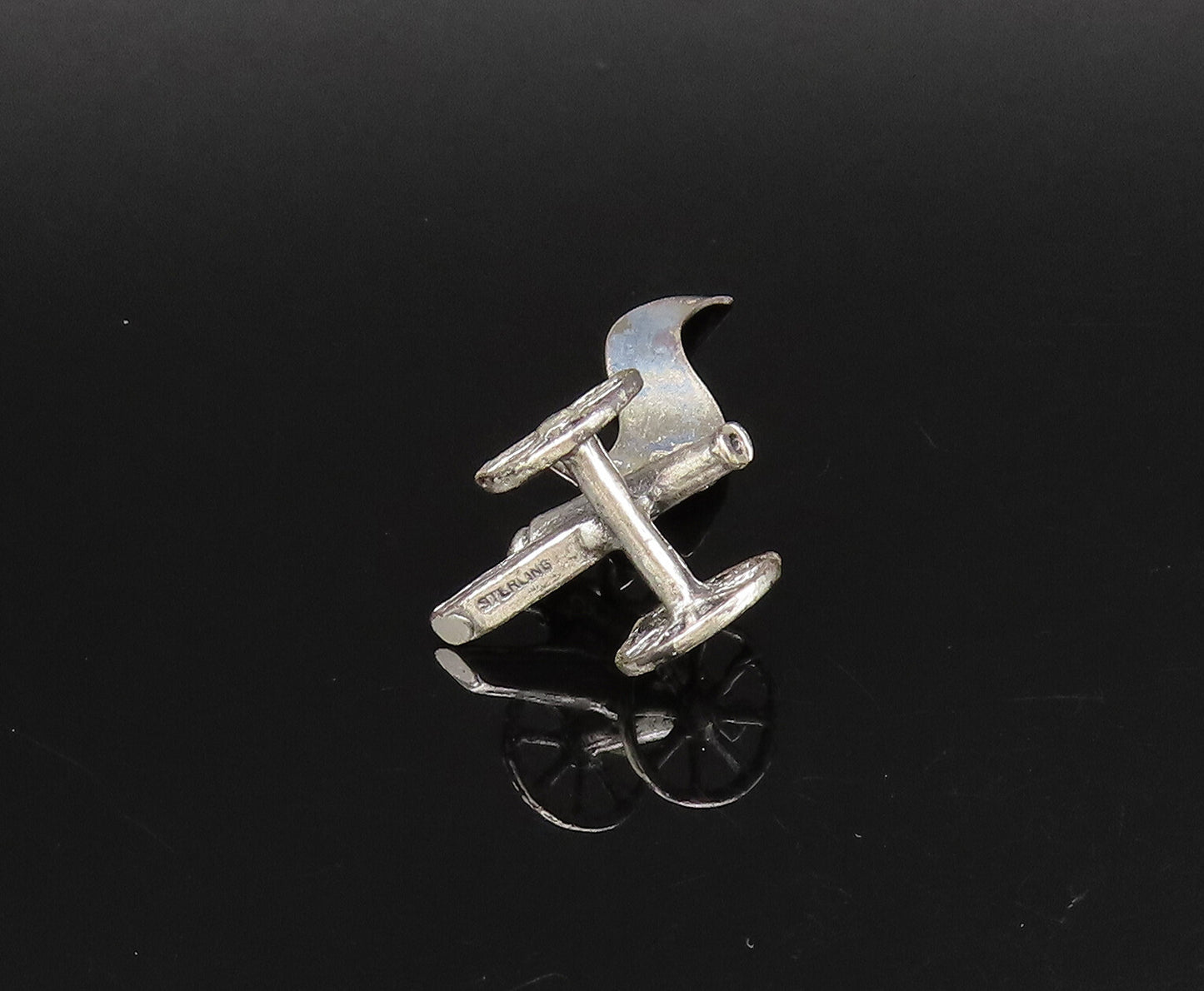 925 Sterling Silver  Vintage Old Fashion Missile Launch Motif Pendant  PT21780