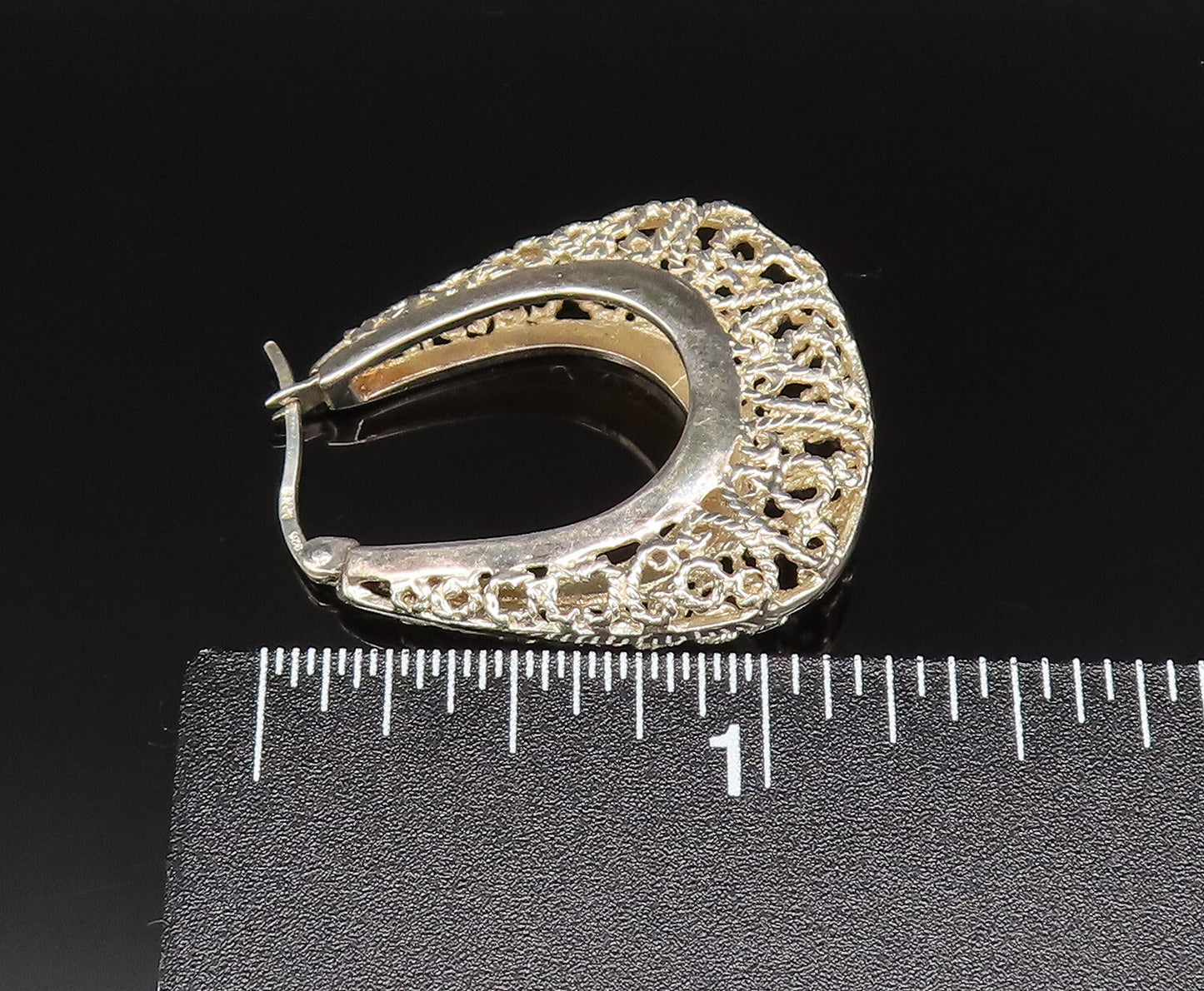 925 Sterling Silver  Vintage Open Rope Swirl Oval Hoop Earrings  EG11848