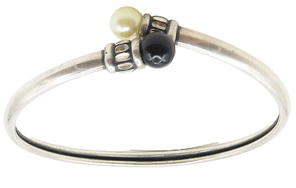 KBN KABANA 925 Silver  Vintage Pearl & Onyx Bypass Cuff Bracelet  BT4375