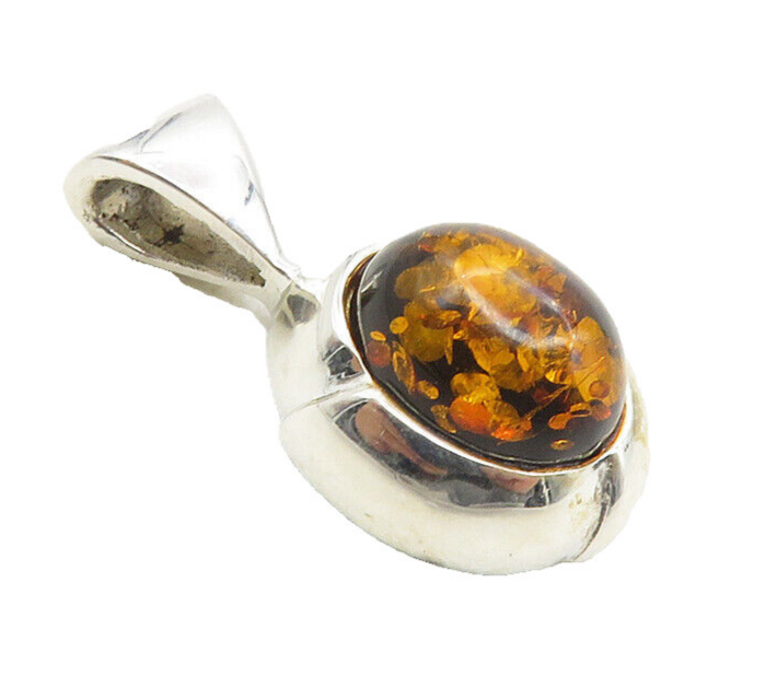 925 Sterling Silver  Vintage Cabochon Cut Amber Shiny Oval Pendant  PT7700