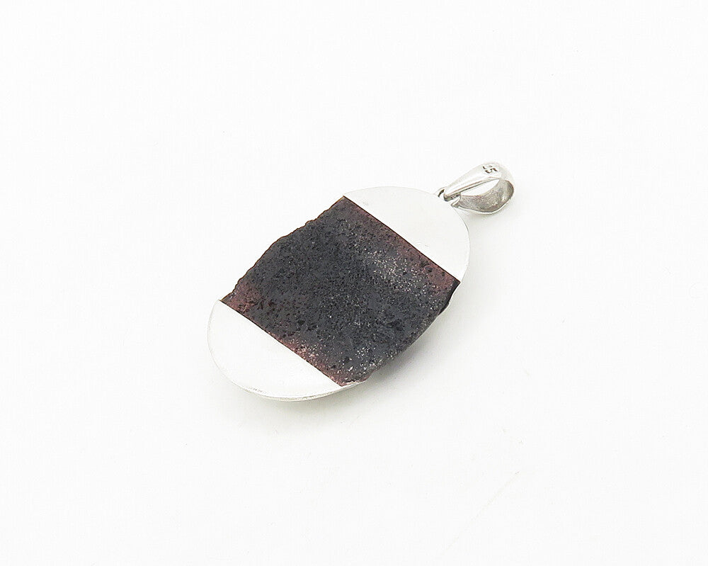 925 Sterling Silver  Vintage Dark Stone Shiny Hammered Detail Pendant  PT14376