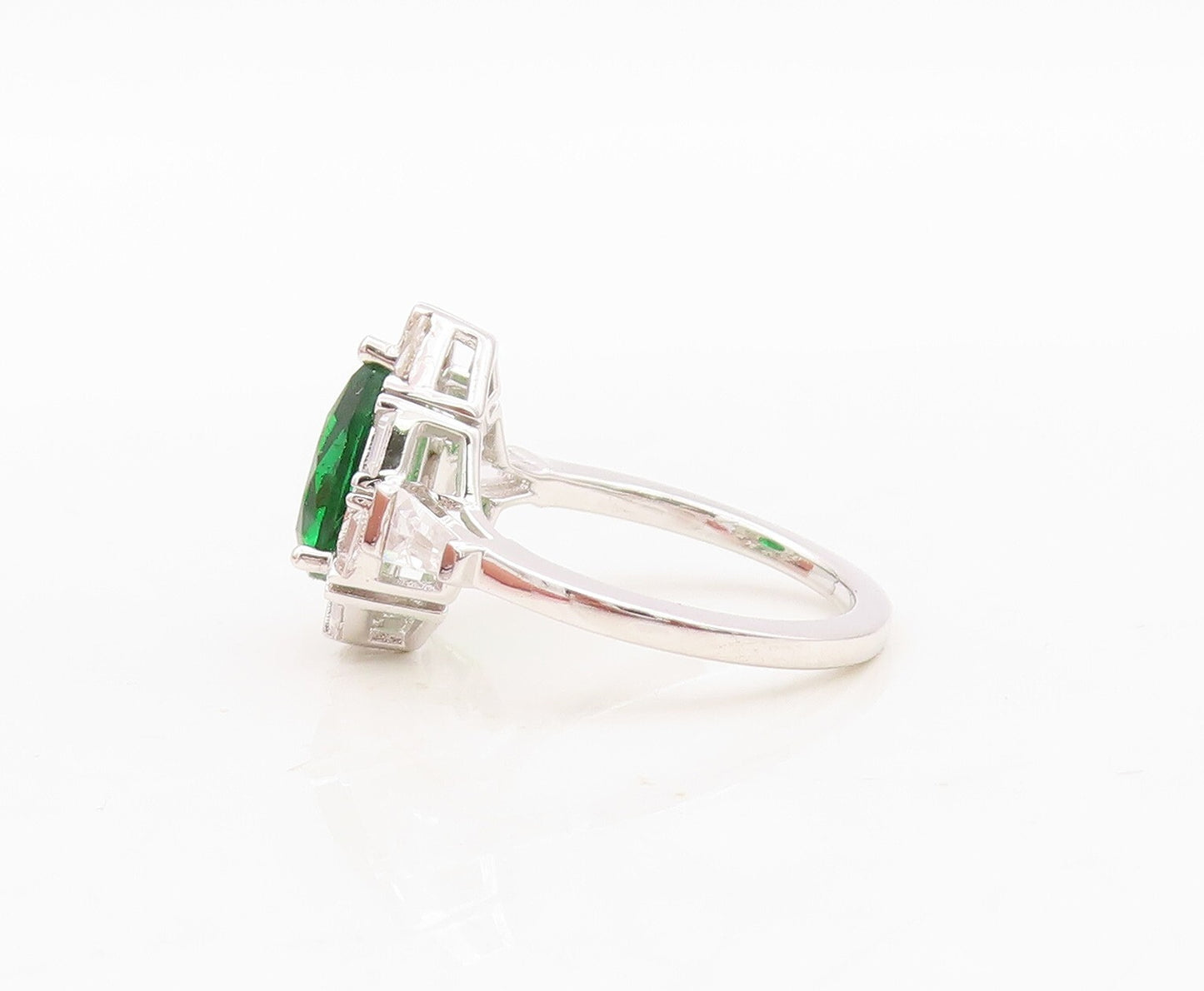 925 Sterling Silver Vintage Ring Drop Cut Green Halo White CZ Inlay Sz 7 RG30446