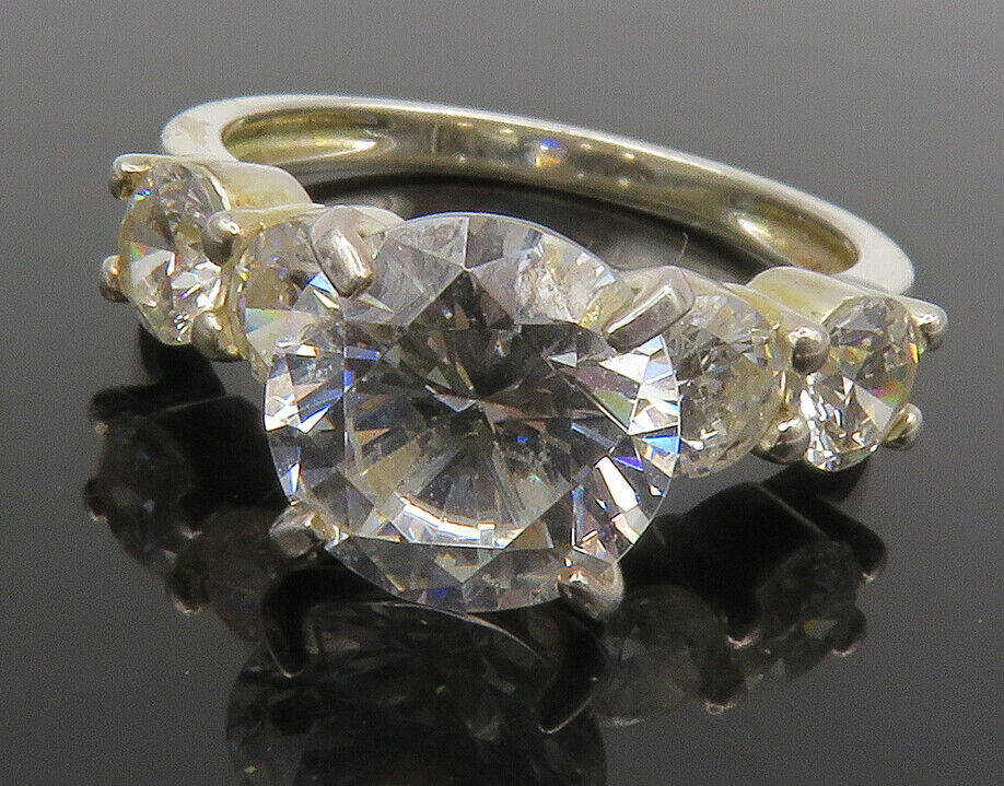 925 Silver  Sparkling Cubic Zirconia Solitaire With Accents Ring Sz 5  RG14243