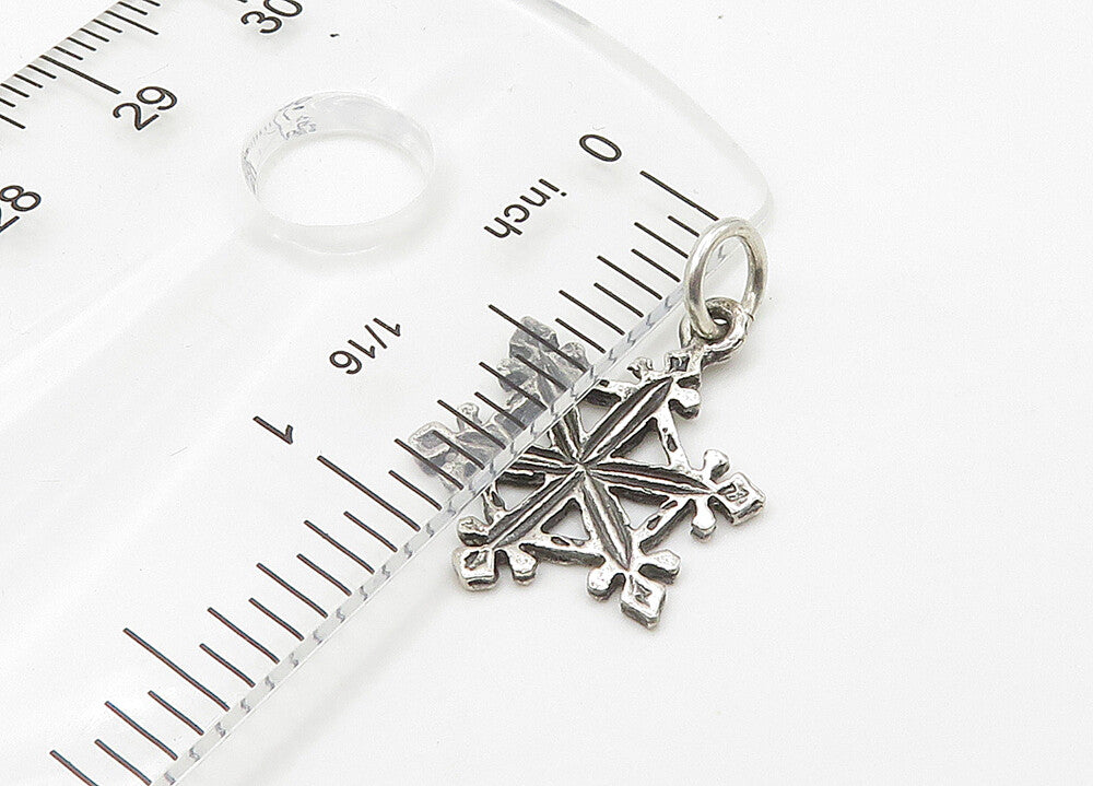 925 Sterling Silver  Vintage Shiny Petite Winter Snowflake Pendant  PT17235