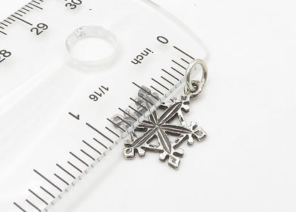 925 Sterling Silver  Vintage Shiny Petite Winter Snowflake Pendant  PT17235